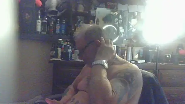 bigdaddyrooster 라이브 XXX 채팅