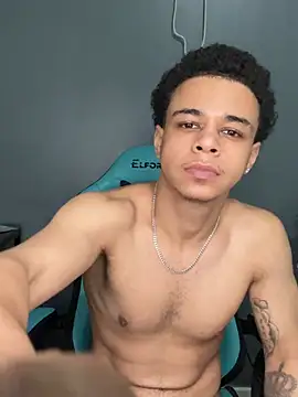 l-laross' Live XXX Chat