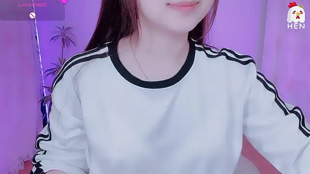 Hen-1m52's Live XXX Chat