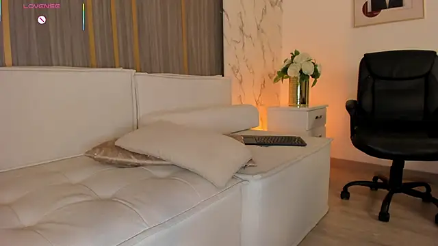 IsabellaAllen's Live XXX Chat