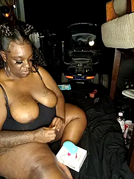 Thickkemzz41 live XXX chat