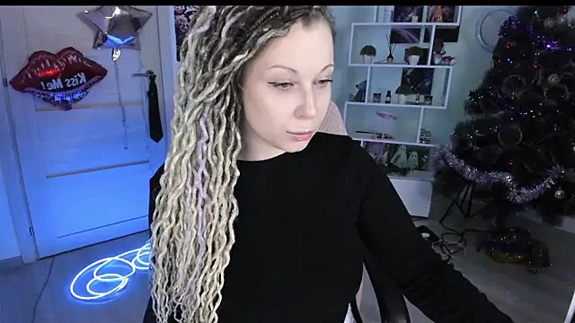 دردشة HoneySallyMoore الجنسية المباشرة