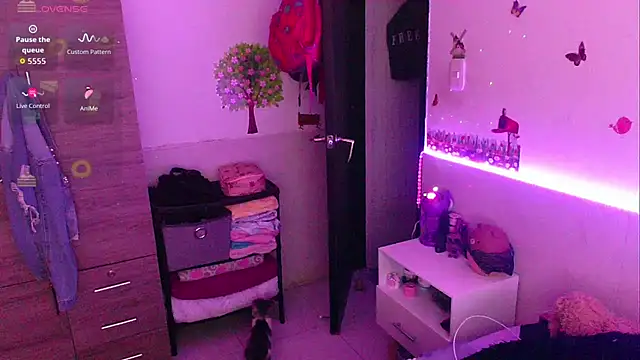 Chat XXX ao vivo de emily_cooper_t