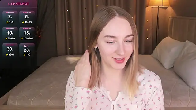 Shy_Polly 现场XXX聊天