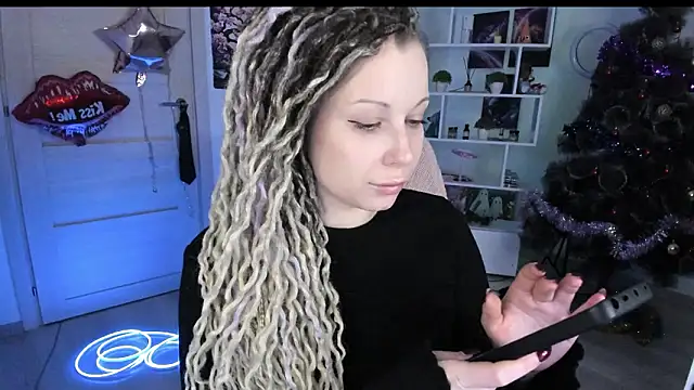 Онлайн чат XXX HoneySallyMoore