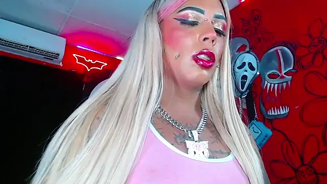 Monstermarcelinx Show Webcam