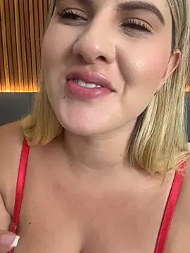 Chat +18 de EmiilyAdams_ ao vivo