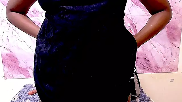 EbonyOlive69のライブXXXチャット