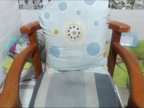 rose-crystal 现场XXX聊天