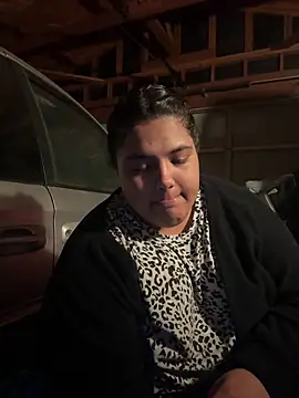 1n0nlythroatのライブXXXチャット