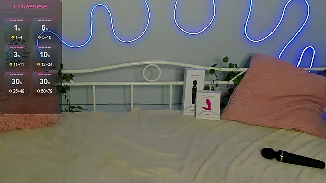 MissFoxy_Ti's Live XXX Chat