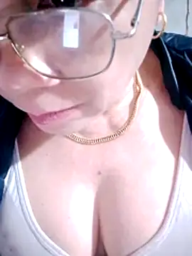 Chat XXX Live small-house123