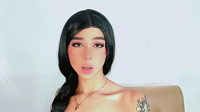 Вебкам-шоу Miss-Saraii