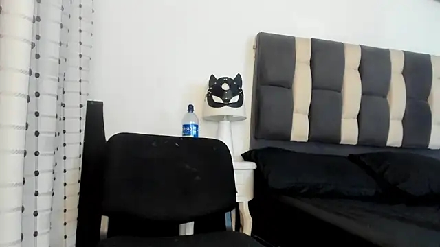 Онлайн чат XXX cami-coral1