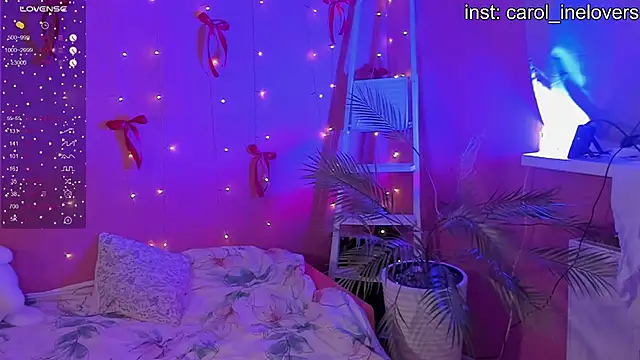 CarolineLovers 即時 XXX 聊天