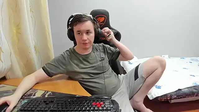 iliaskrislove Chat XXX in diretta