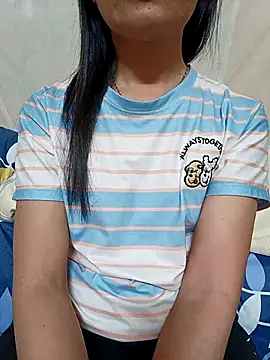 Doremon_95 网络视讯表演