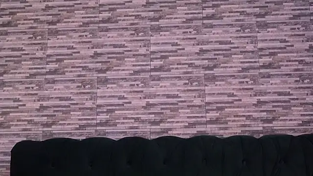 SarraRose Chat XXX in diretta