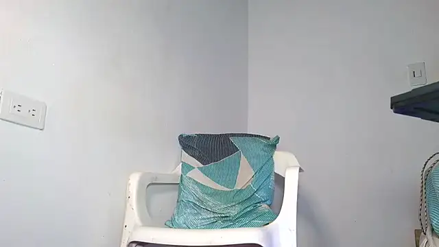 maximo_vega_newv 라이브 XXX 채팅