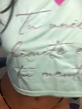 Tai_X: διαδικτυακό σόου στην κάμερα