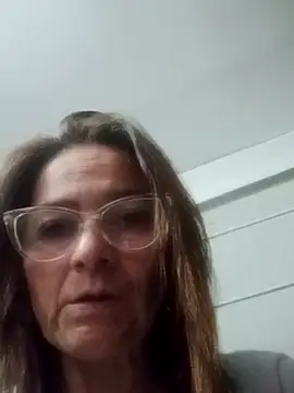 XXX chat uživo modela Dannial51