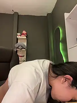 alhaana_ Chat XXX in diretta