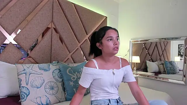 BelhaLawuo's Live XXX Chat