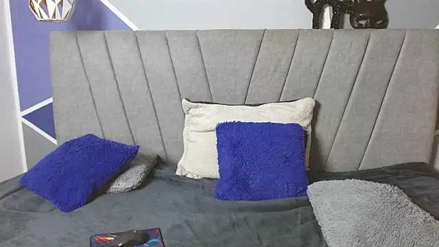 Chatroom XXX en direct de NatiHoran