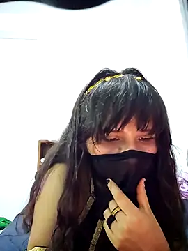 Kitty_Kalifa élő XXX-chatje