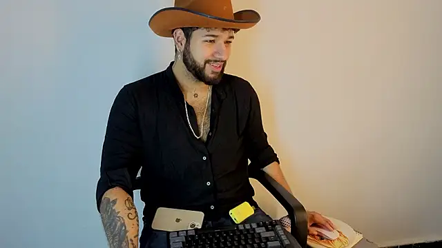 RomanBlack_ Live XXX-Chat