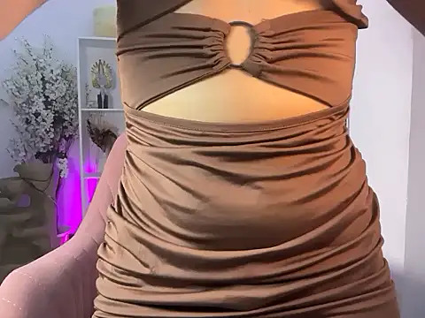 Anaya0000 即時 XXX 聊天