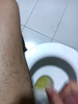 Bigcock1541 élő XXX-chatje