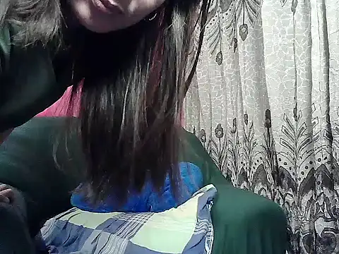 prettymomma24xx: διαδικτυακό σόου στην κάμερα