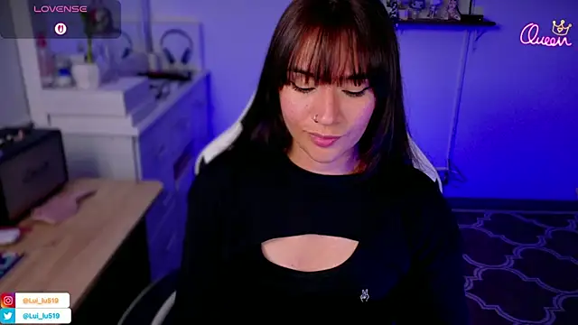 Онлайн чат XXX ImLui_lu