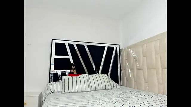 14_Dulce – Live XXX-chat