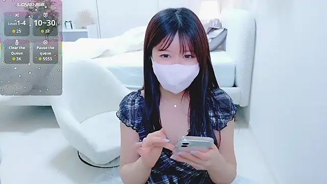 Онлайн чат XXX Reinya__nyan2