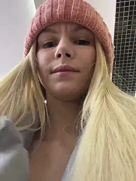 katty_cuteyのライブXXXチャット