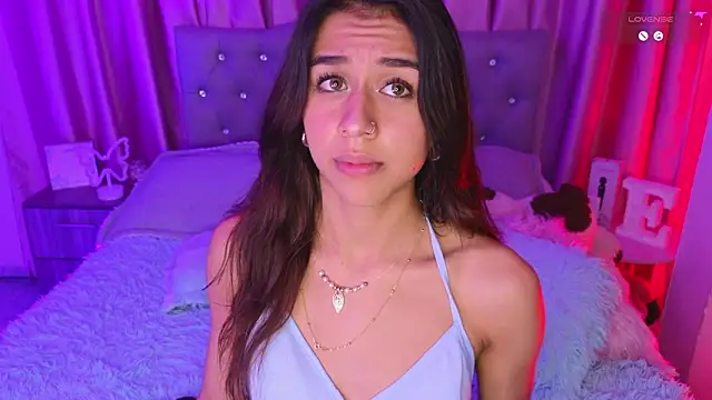 Emiily_Scott1's Live XXX Chat