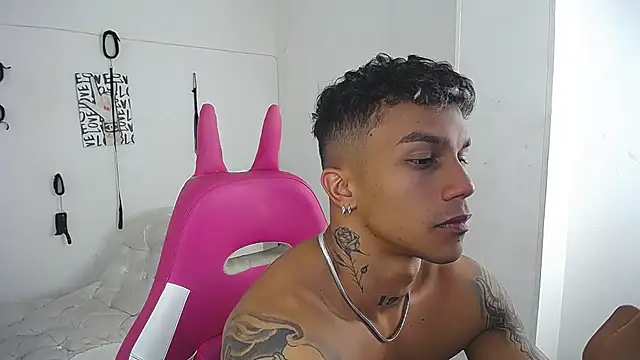 Leonard_Price – webcam-show