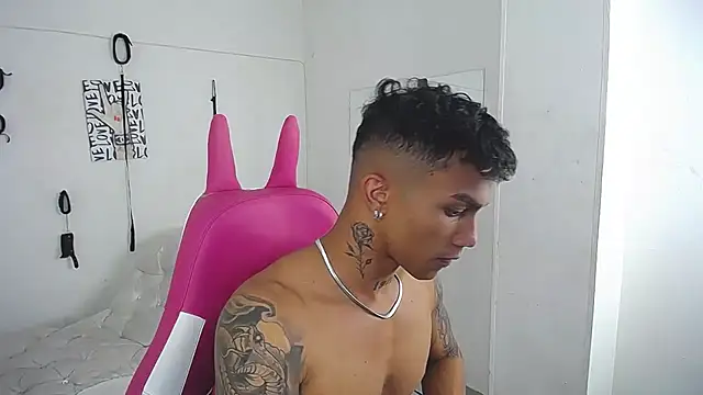 Leonard_Price Webcam show