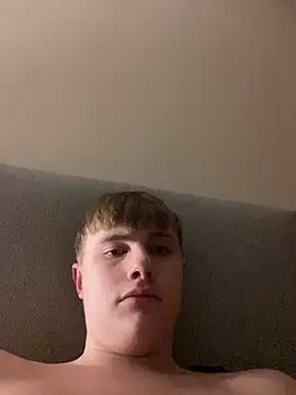 Sammyboy2211's Webcam Show