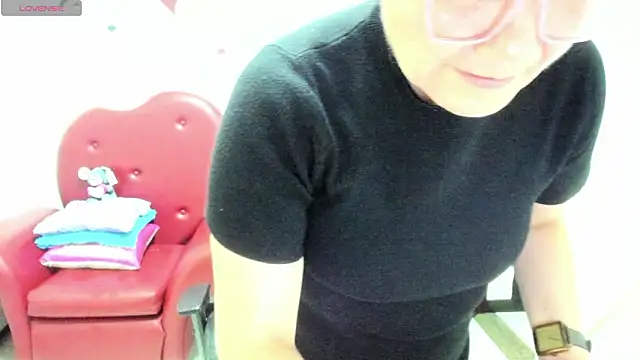 Salomeediaz_ 即時 XXX 聊天