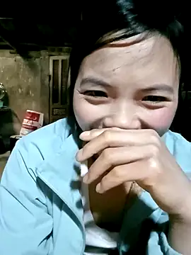 แชท XXX สดของ ngan-cute