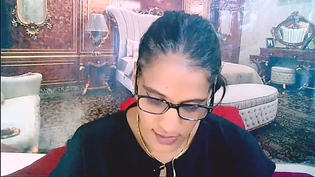 แชท XXX สดของ IndianSexcSmyle