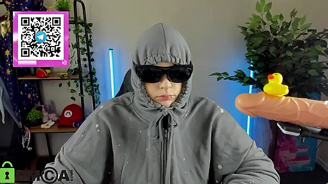 Mia_R0ss Adlı Modelin Canlı XXX Sohbeti