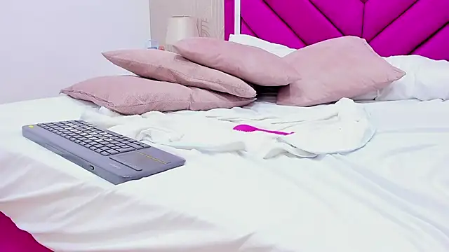 emma_cook_: απευθείας συνομιλία ΧΧΧ