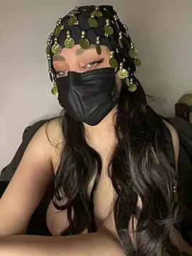 Laraa8: απευθείας συνομιλία ΧΧΧ