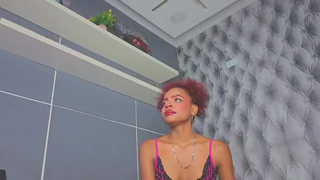 Hilary-banksのライブXXXチャット