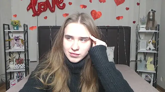 LauraHlot Adlı Modelin Canlı XXX Sohbeti