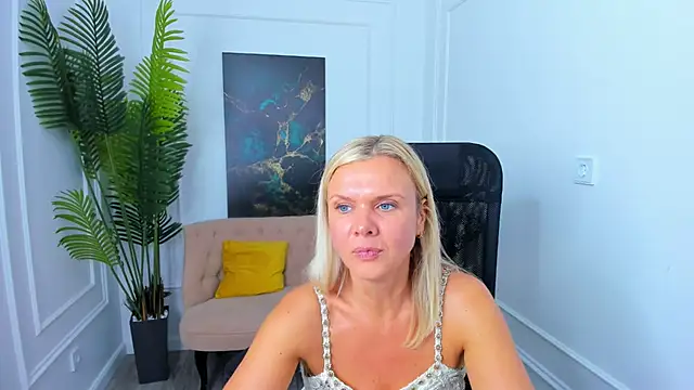 Czat XXX na żywo – AgathaKlouin